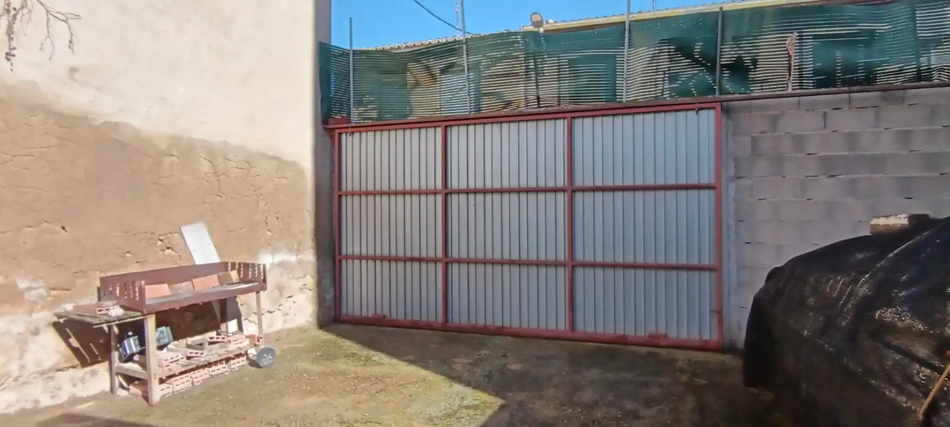 Vista exterior de Casa o xalet en venda en Buñuel amb Aire condicionat, Calefacció i Jardí privat