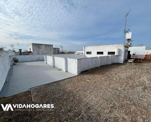 Vista exterior de Casa o xalet en venda en Rota amb Terrassa i Moblat