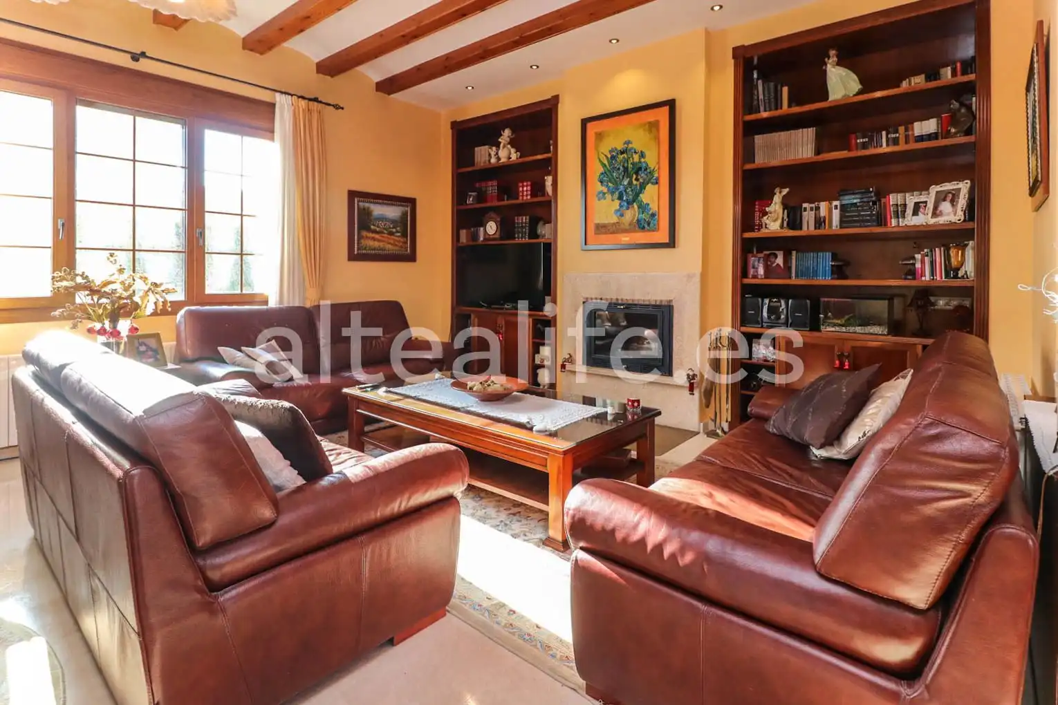 Sala de estar de Casa o chalet en venta en La Nucia con Aire acondicionado, Calefacción y Jardín privado