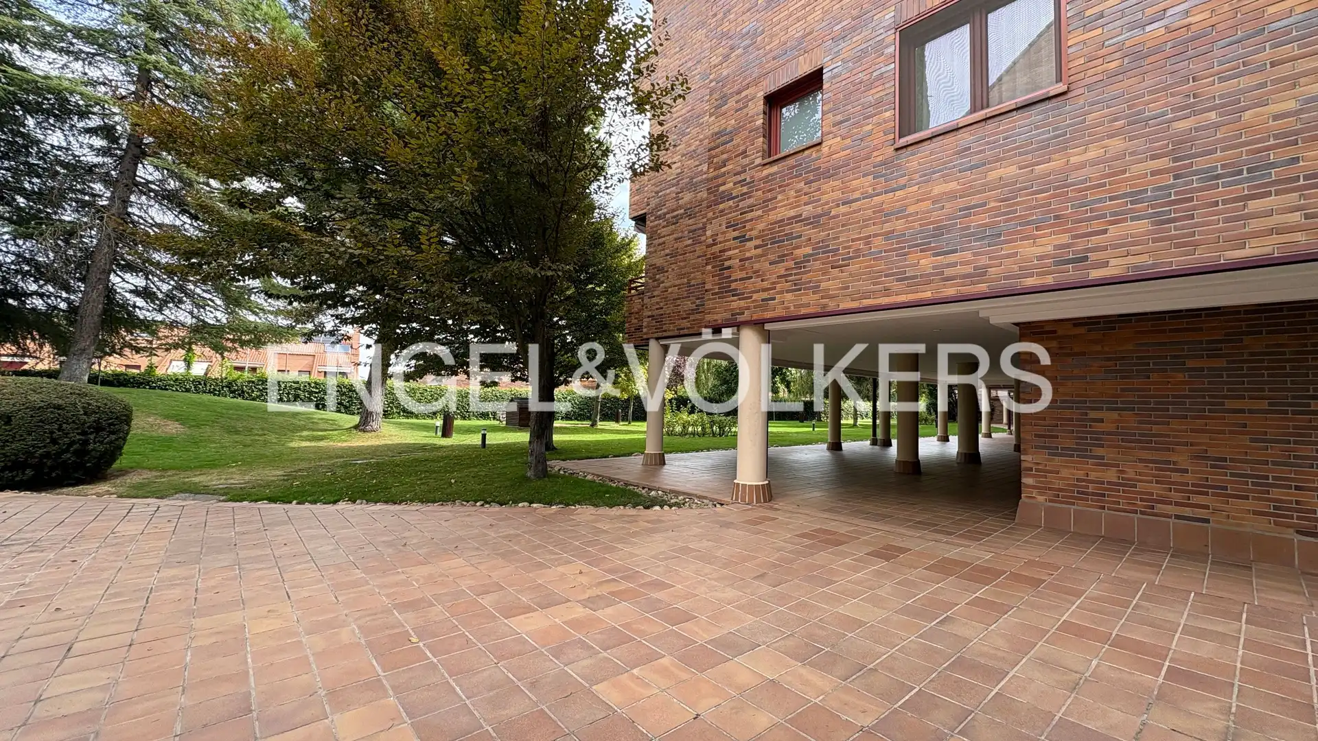 Flat with terrace to rent in Zona Carretera del Plantío, imagen 8
