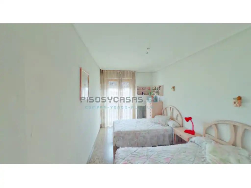 Habitación de Apartamento en venta en Tarazona con Balcón