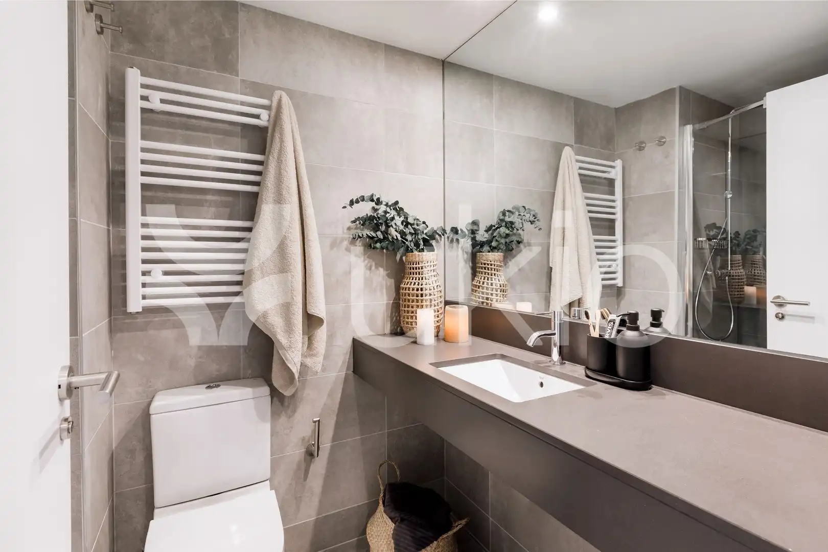 Apartamento con ascensor en alquiler en Gran Via de les Corts Catalanes, imagen 9