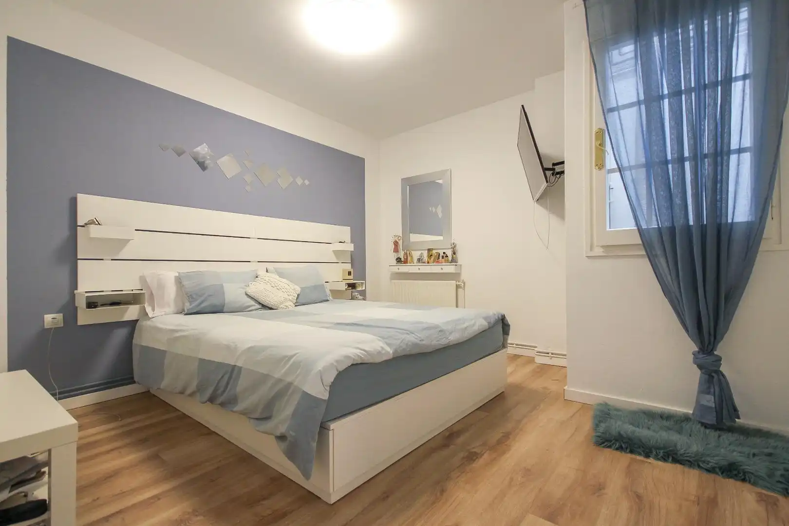 Habitación de Ático en venta en Cerdanyola del Vallès con Aire acondicionado, Calefacción y Jardín privado