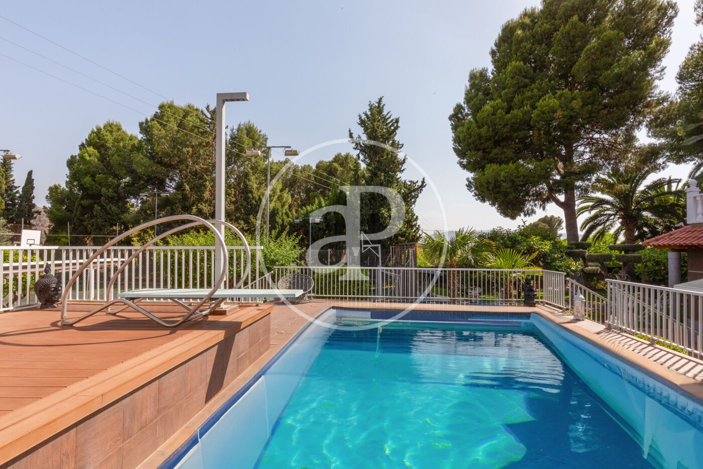 Piscina de Casa o chalet en venta en Elda con Aire acondicionado, Calefacción y Jardín privado