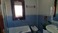 Bany de Àtic en venda en Bárcena de Cicero amb Calefacció, Terrassa i Piscina comunitària