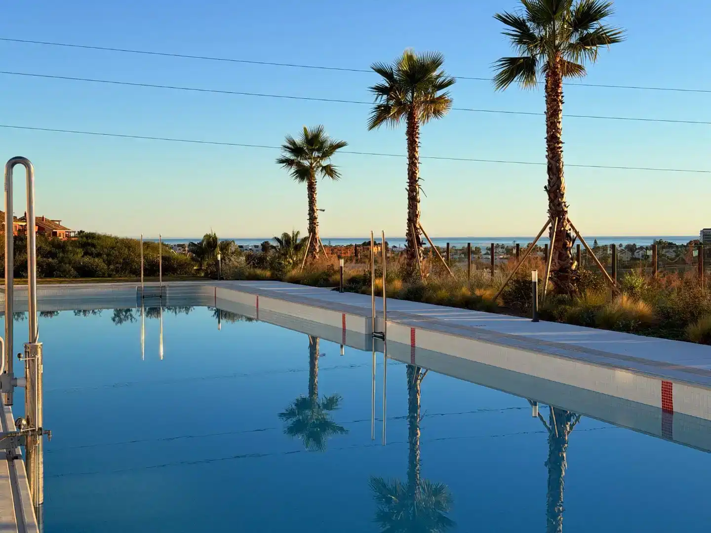 Piscina de Pis en venda en Benahavís amb Aire condicionat i Piscina