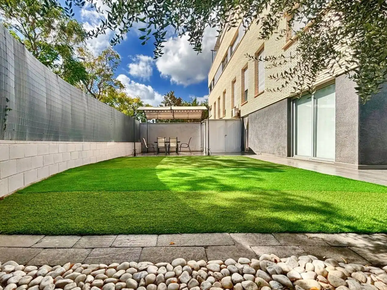 Terraza de Dúplex en venta en Martinica – Ateneu