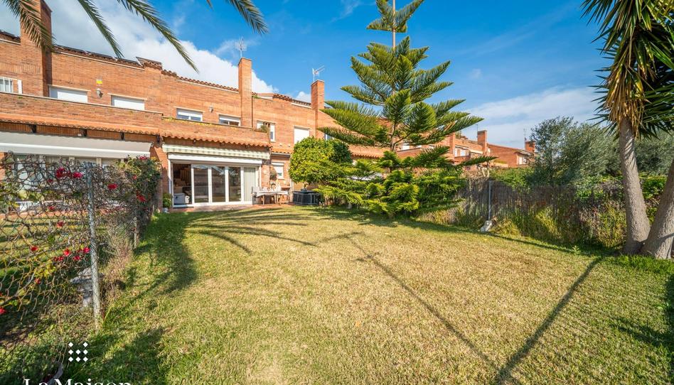 Foto 1 de Casa adosada en venda a Carrer de L'arboç, Sant Vicenç Centre, Barcelona