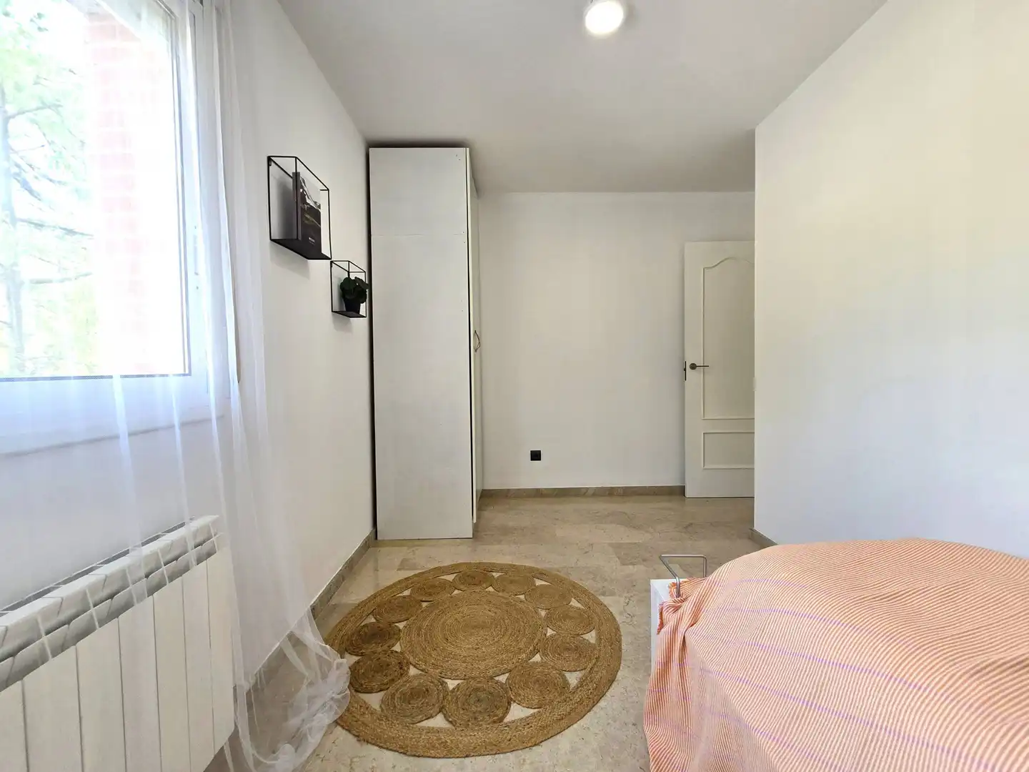 Dormitori de Pis en venda en Reus amb Aire condicionat, Calefacció i Terrassa