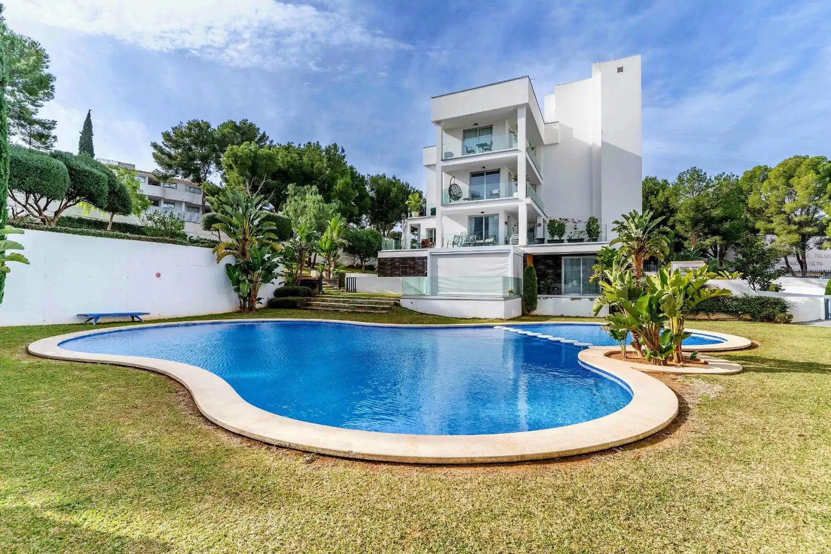Swimming pool of Ground floor for sale in Calvià  with Air Conditioner, Heating and Private garden