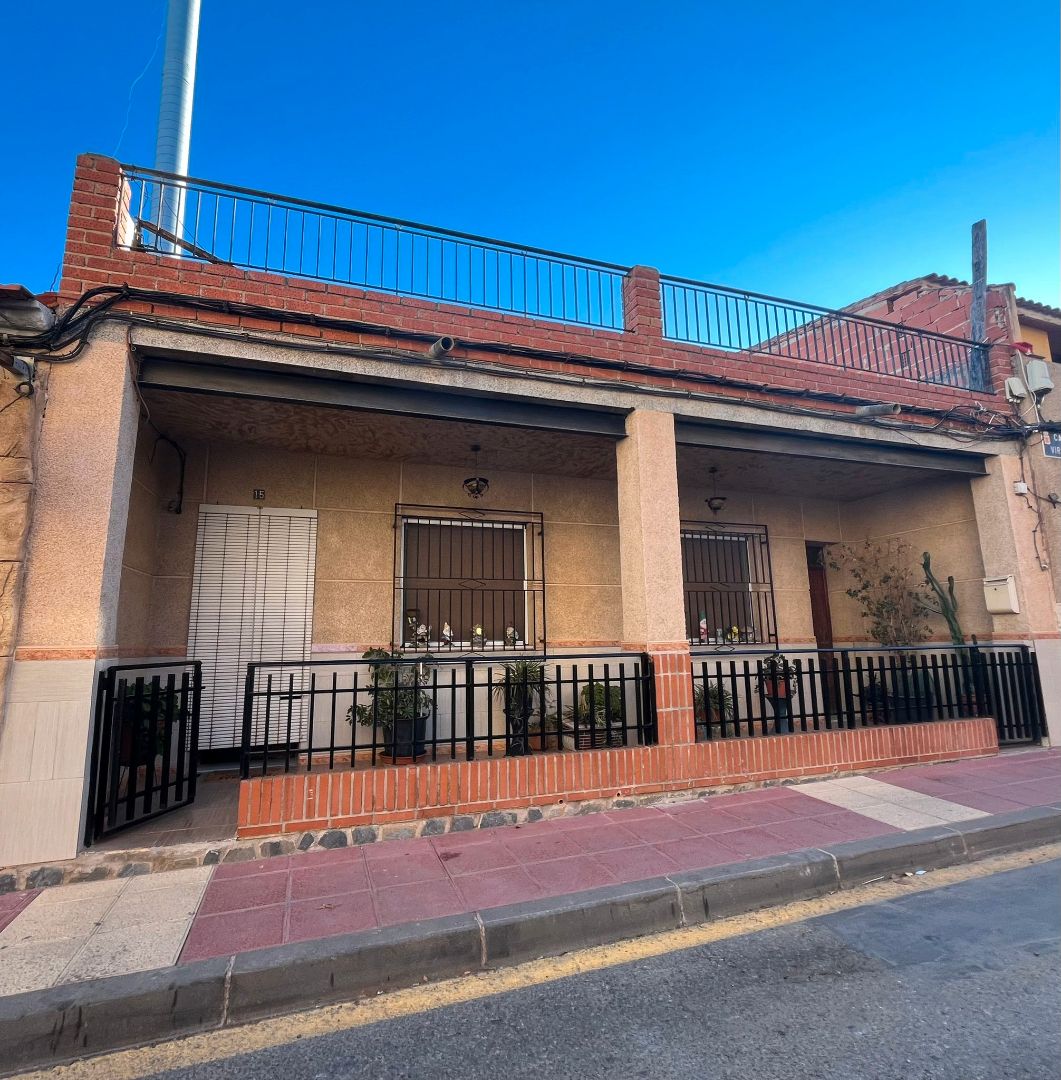 Vista exterior de Casa o xalet en venda en  Murcia Capital amb Terrassa i Moblat