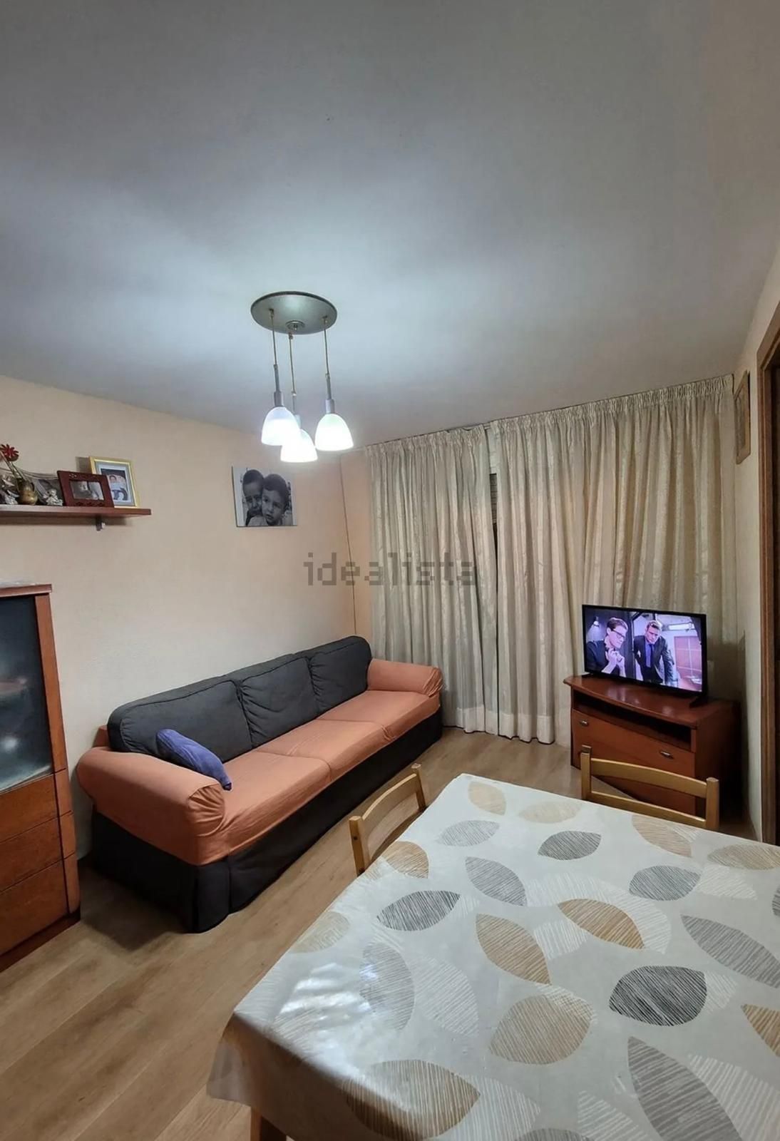 Habitación de Piso de alquiler en Móstoles con Calefacción y Parquet