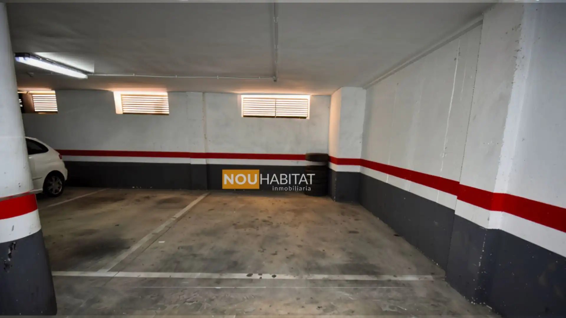 Parking of Flat for sale in Montroi / Montroy  with Heating and Storage room