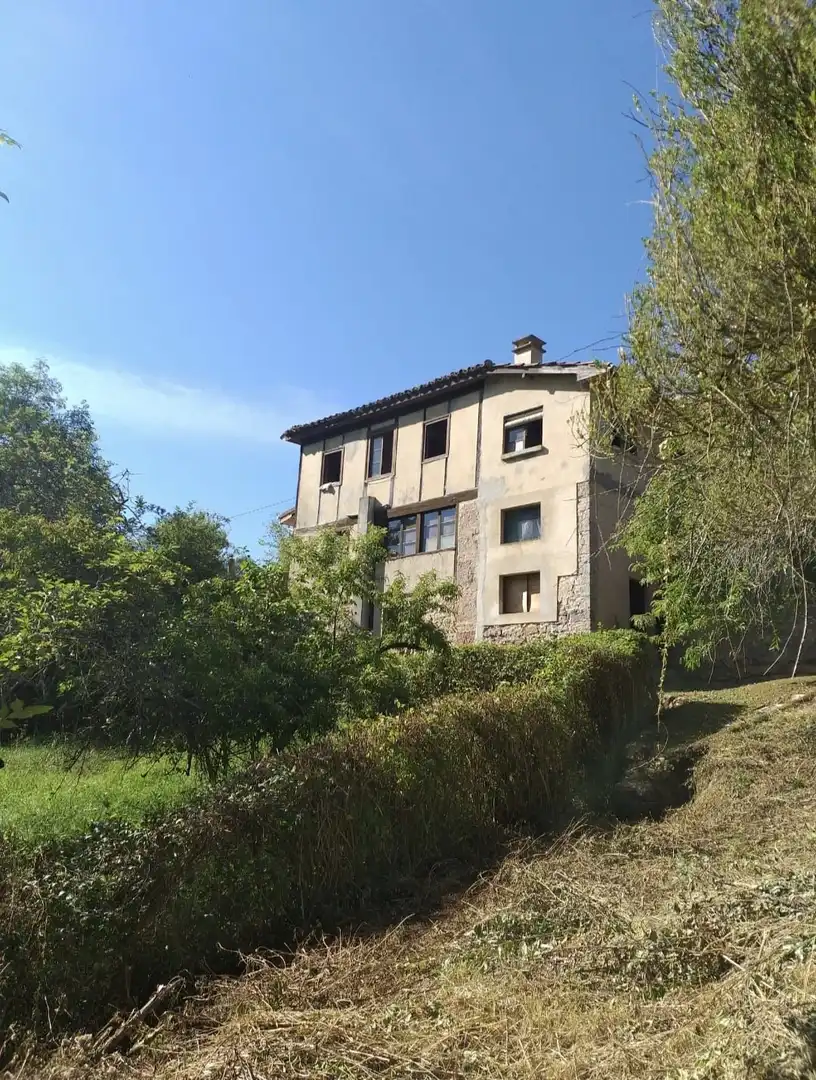 Casa con jardín en venta en Cangas de Onís, imagen 2