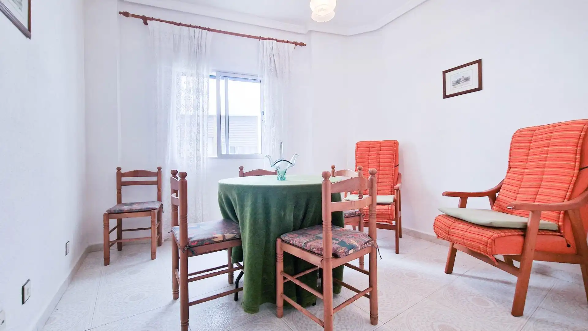Comedor de Casa o chalet en venta en Cheles con Terraza, Trastero y Balcón