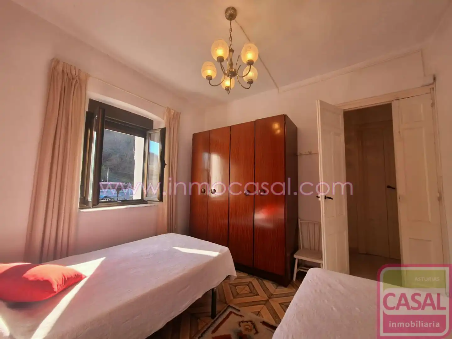 Bedroom of Flat for sale in Mieres (Asturias)  with Terrace and Furnished