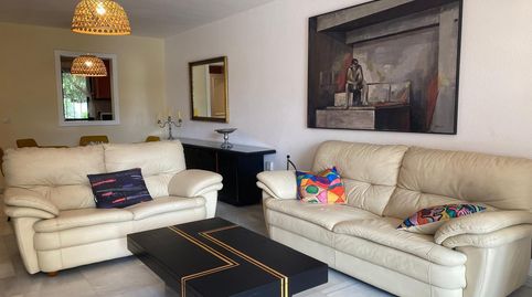 Foto 2 de Apartamento de alquiler en Puerto Banús, Marbella