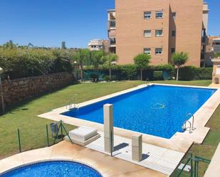 Piscina de Apartament en venda en Torremolinos amb Aire condicionat i Terrassa