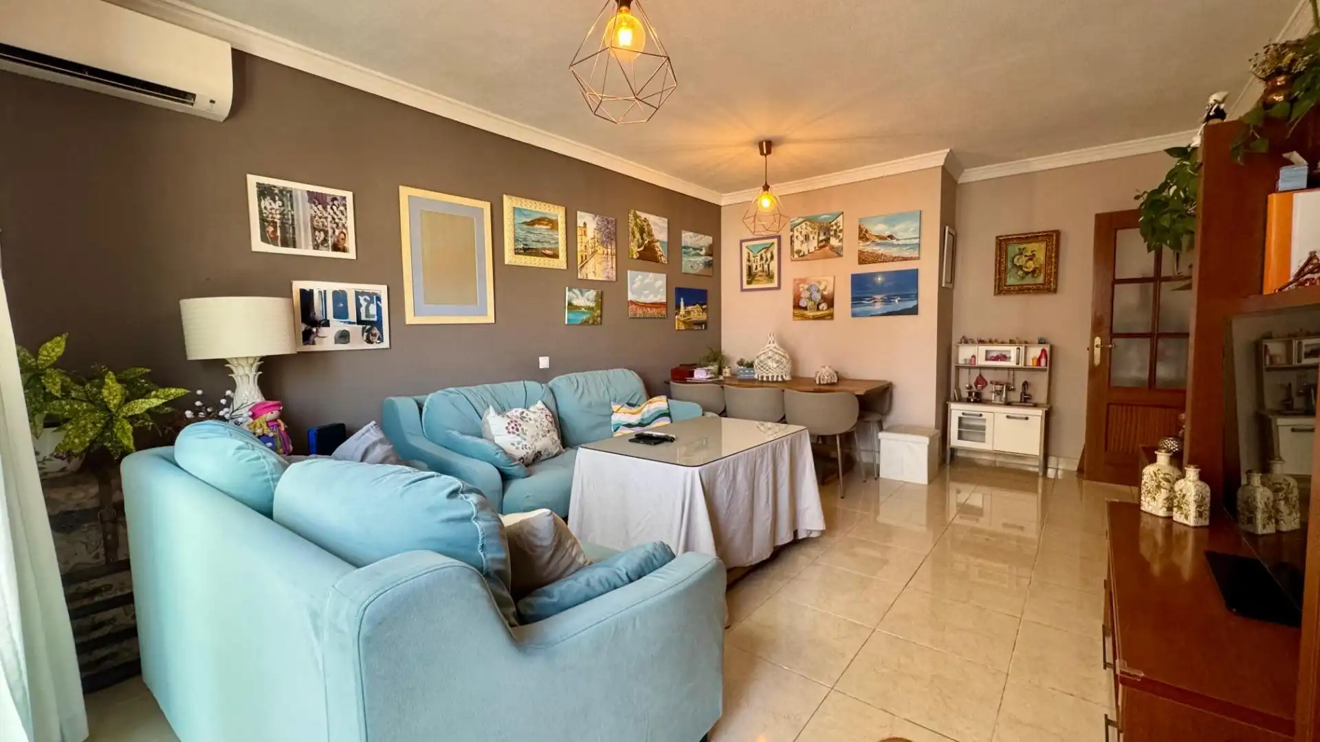 Living room of Flat for sale in Rincón de la Victoria  with Air Conditioner and Storage room