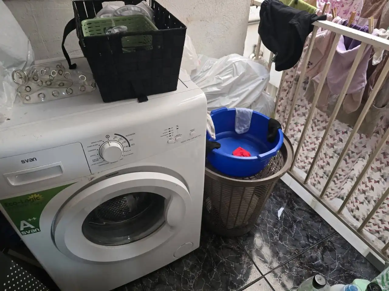 Wohnung zum Verkauf in Terrassa mit Klimaanlage, Heizung und Parkett