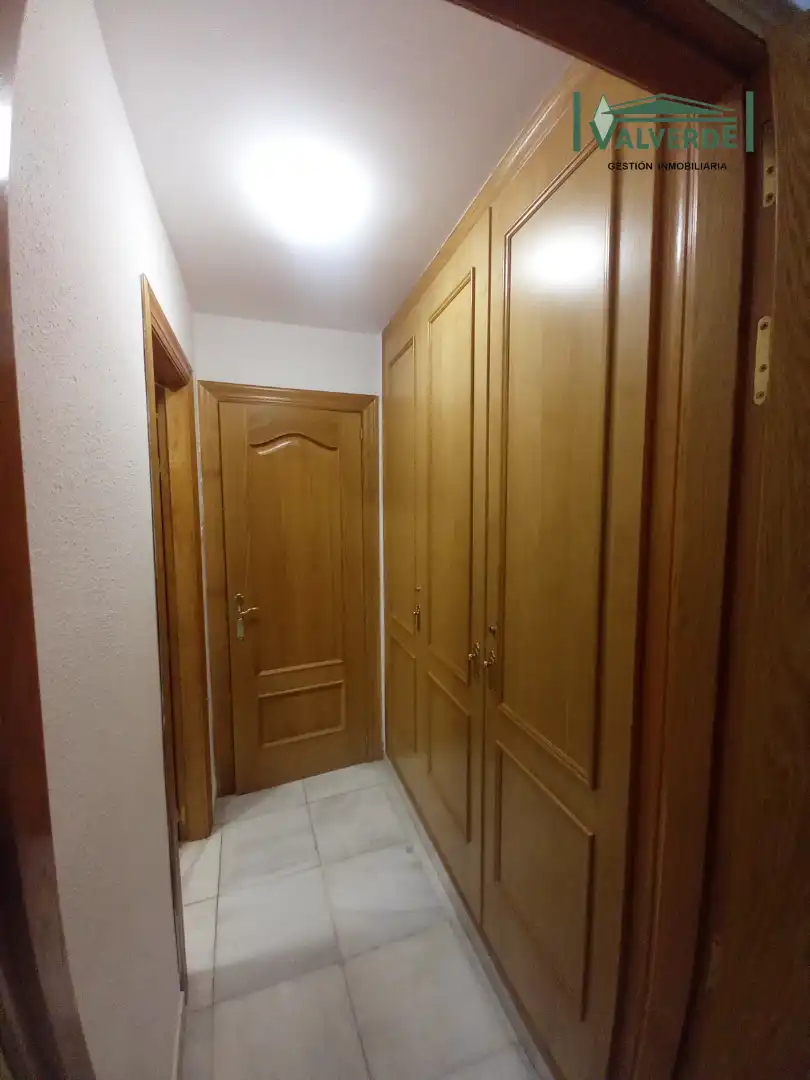 Wohnung zur Miete in Granada mit Klimaanlage, Heizung und Möbliert