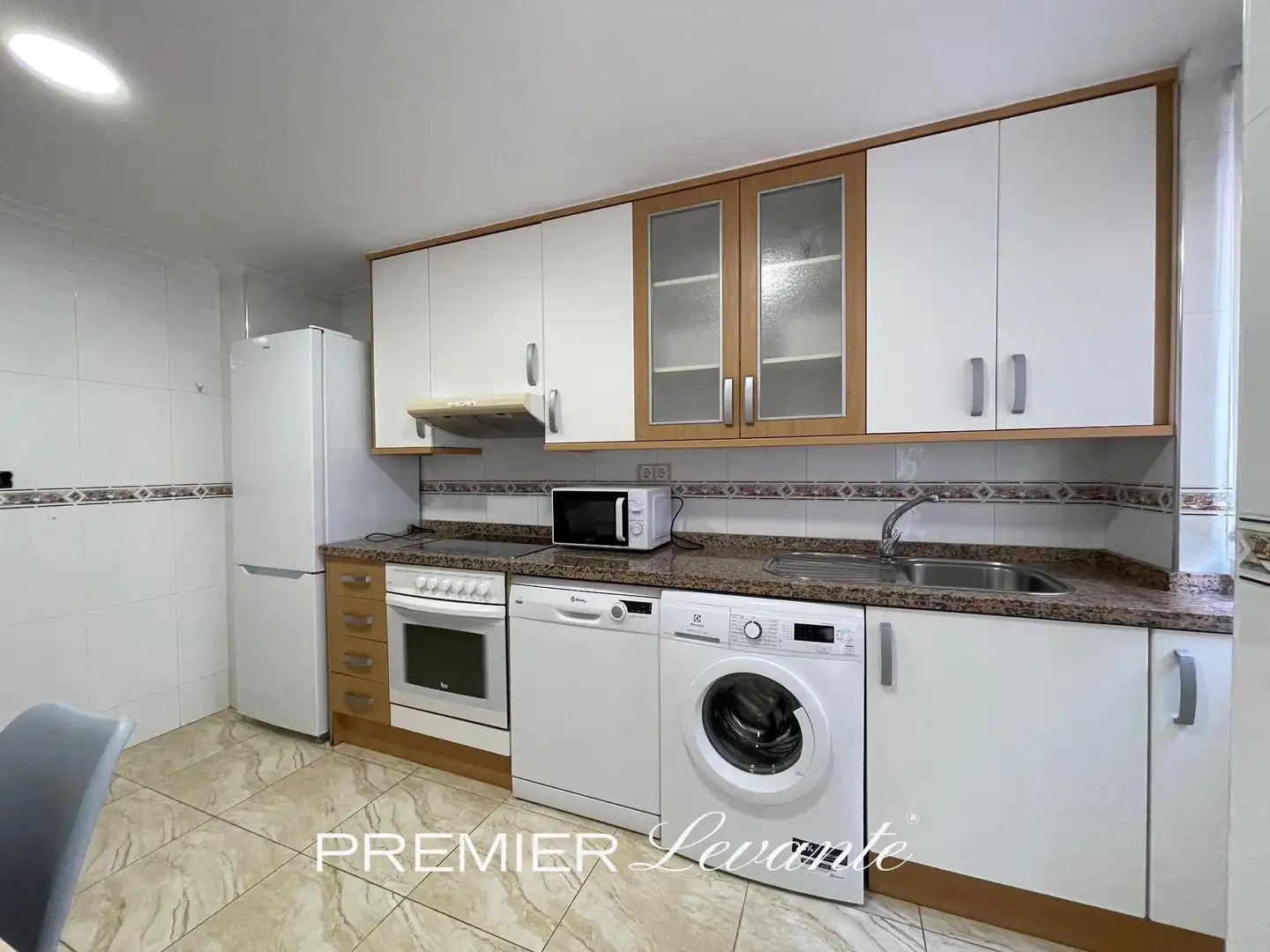 Küche von Wohnung zur Miete in Alicante / Alacant mit Klimaanlage, Terrasse und Abstellraum