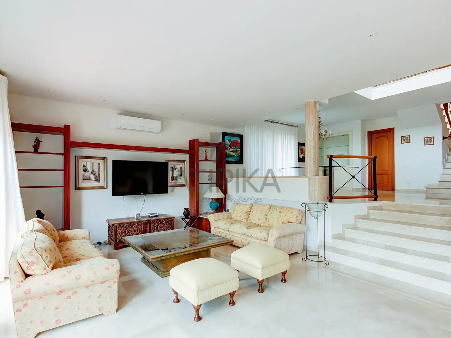 Sala de estar de Casa o chalet en venta en Castelldefels con Aire acondicionado, Calefacción y Terraza