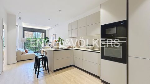 Foto 4 de Piso en venta en El Camp de l'Arpa del Clot, Barcelona Capital