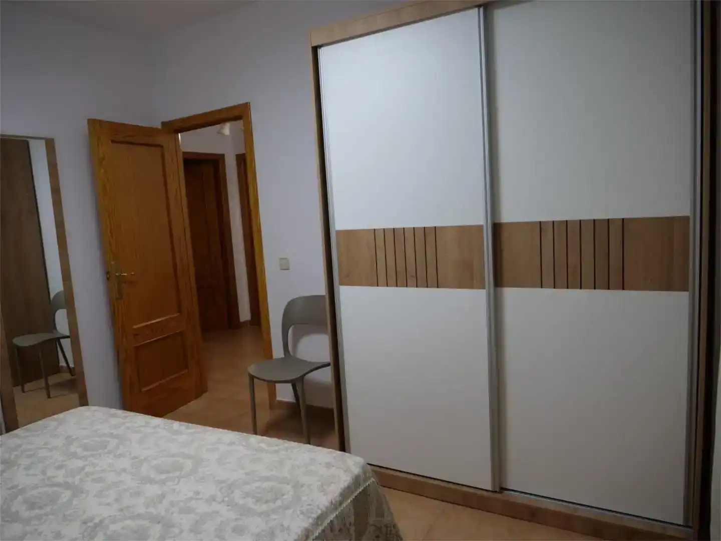 Schlafzimmer von Wohnung zur Miete in Baeza mit Privatgarten, Abstellraum und Möbliert