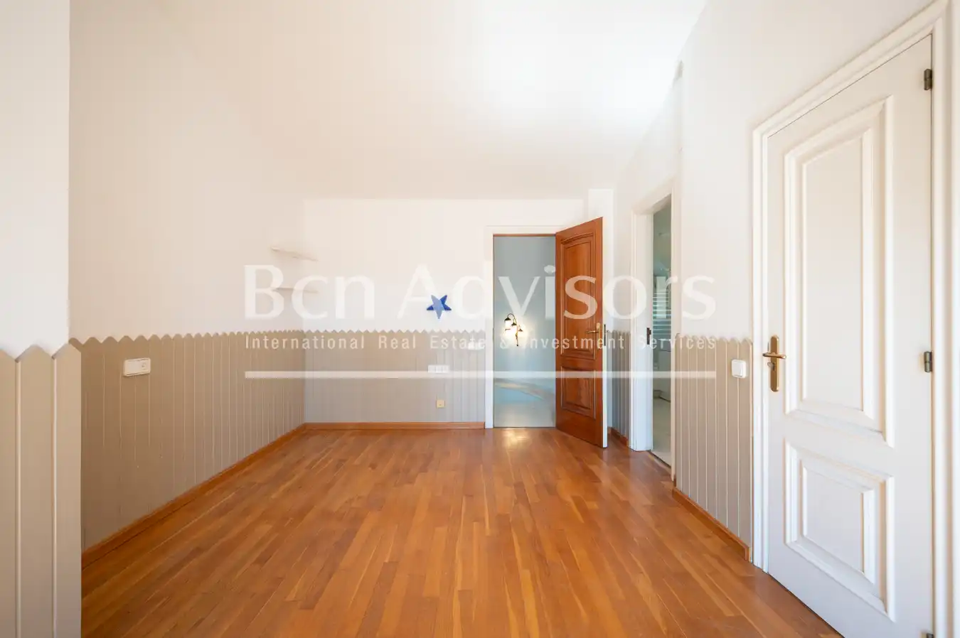 Habitación de Casa o chalet en venta en Barcelona con Aire acondicionado, Calefacción y Jardín privado