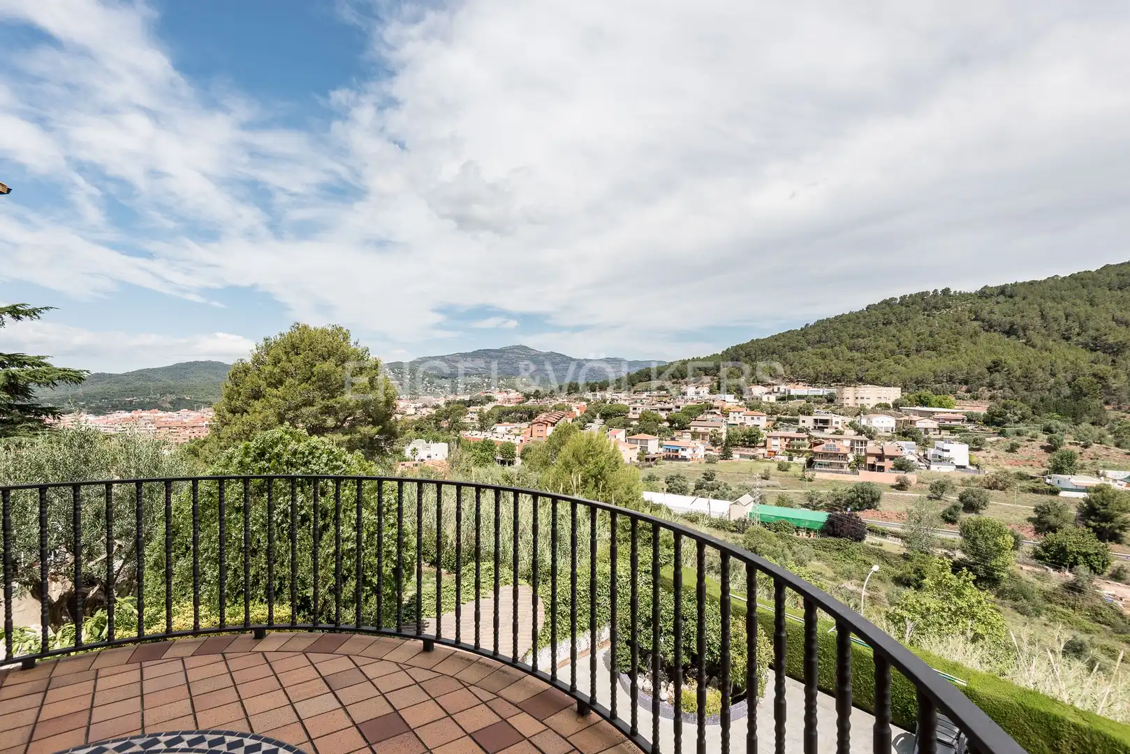 Casa con piscina en venta en Poble, imagen 4