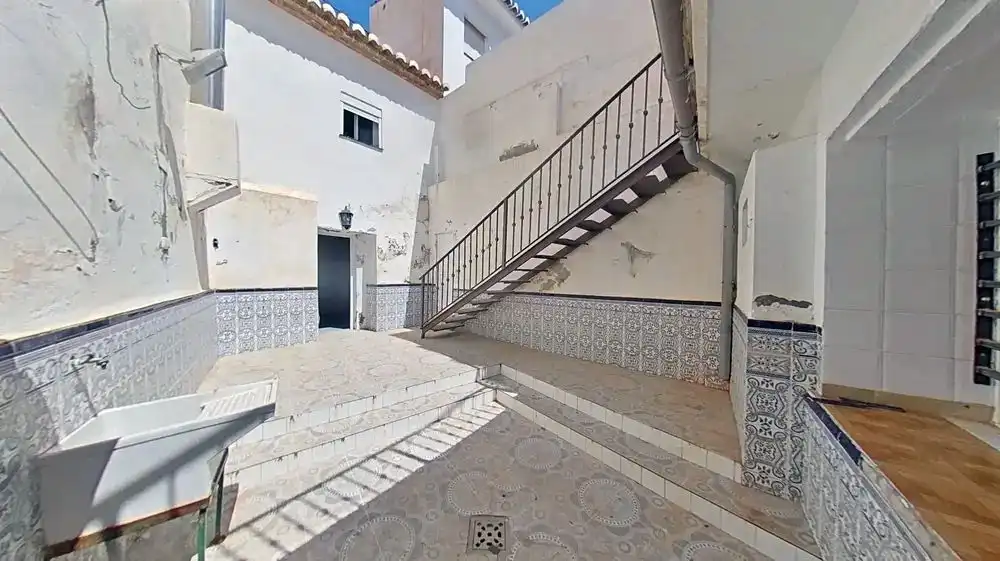 Exterior view of Houses for sale in Vélez-Málaga  with Air Conditioner, Heating and Balcony