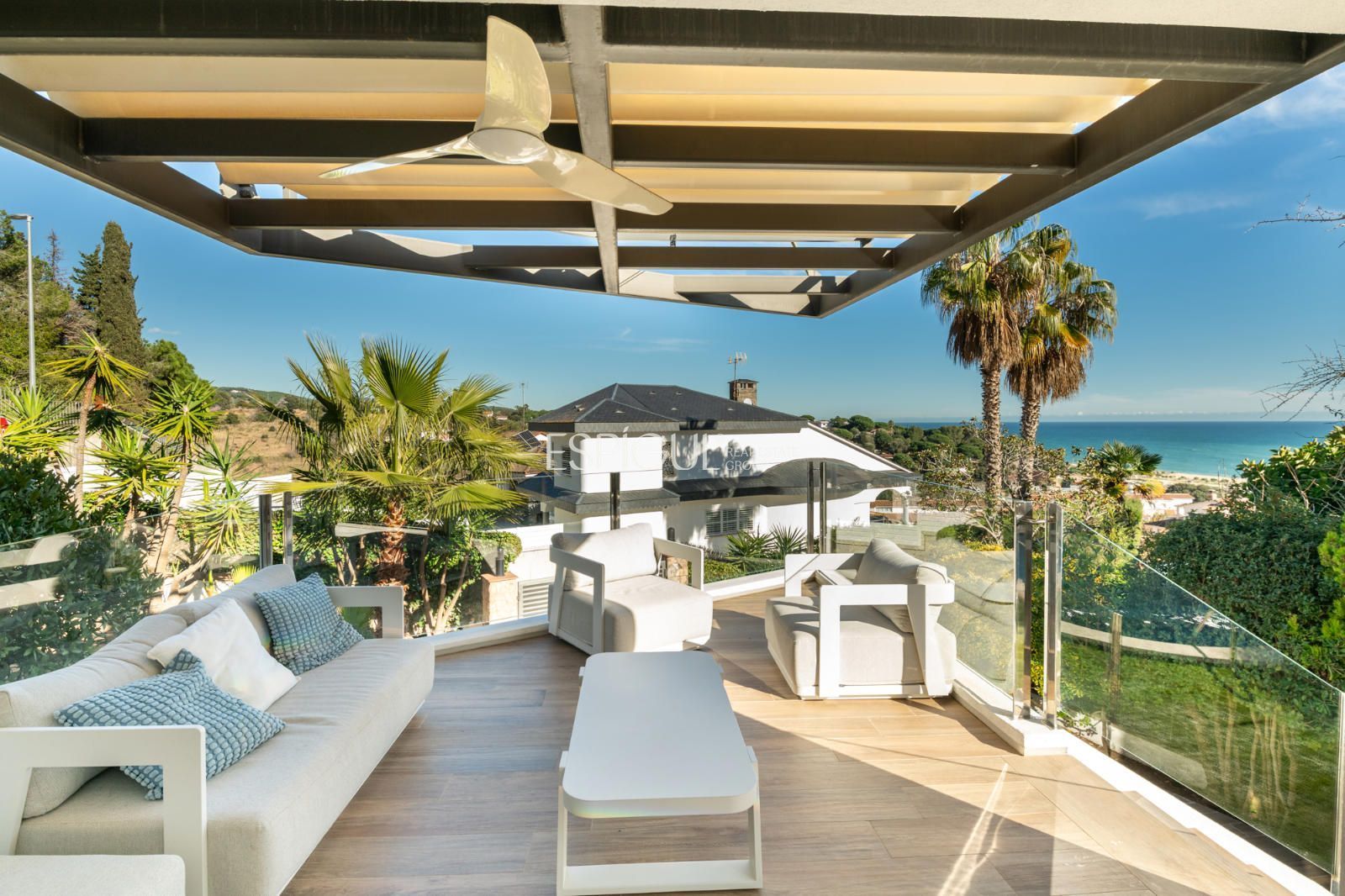 Terrace of House or chalet for sale in Arenys de Mar  with Air Conditioner, Heating and Private garden