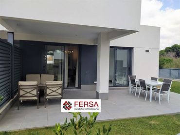 Wohnung mit Pool zur Miete in Vistahermosa - Fuentebravía