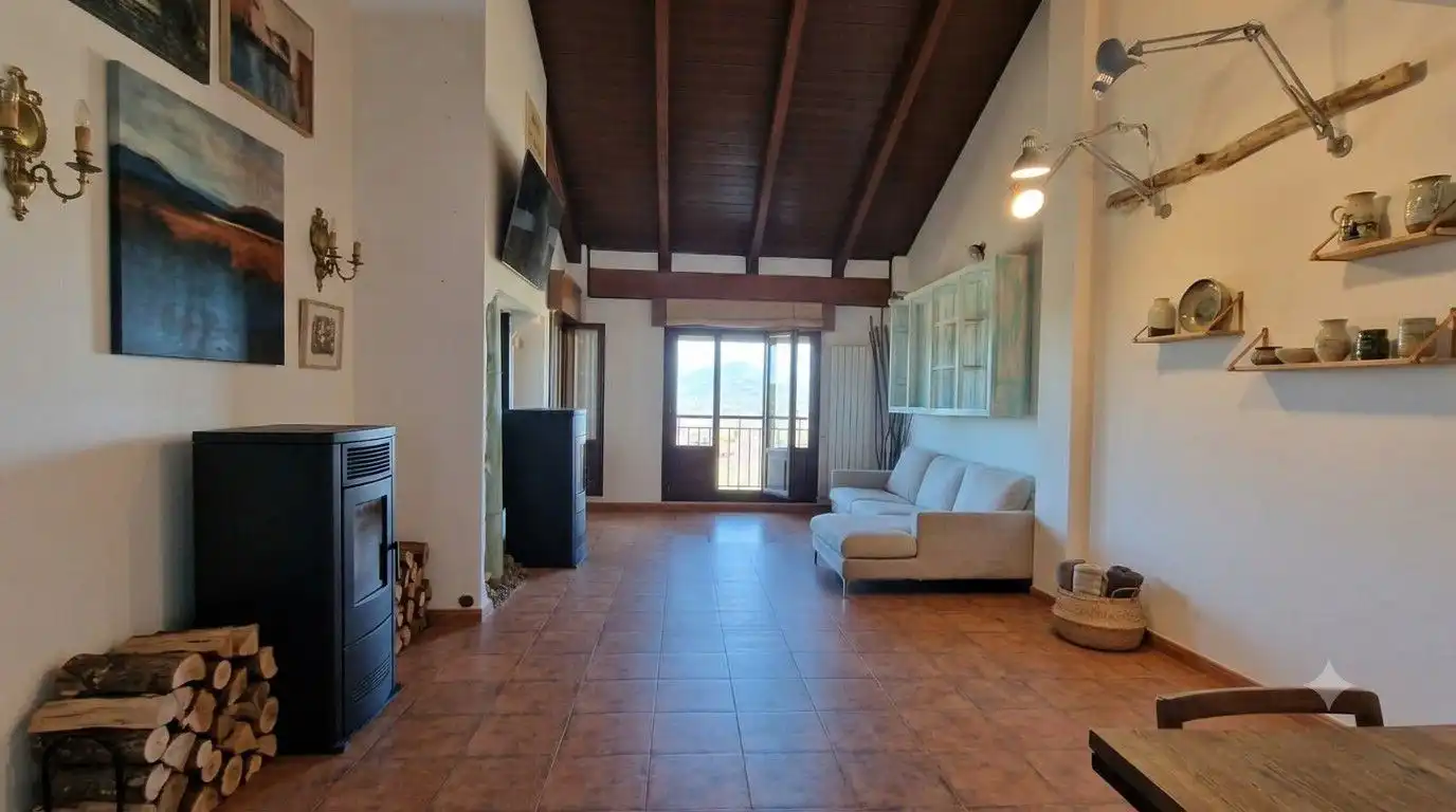 Sala de estar de Dúplex en venta en Sojuela con Calefacción, Terraza y Trastero