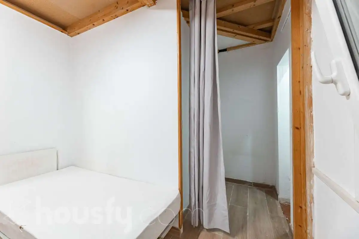 Bedroom of Flat for sale in L'Hospitalet de Llobregat
