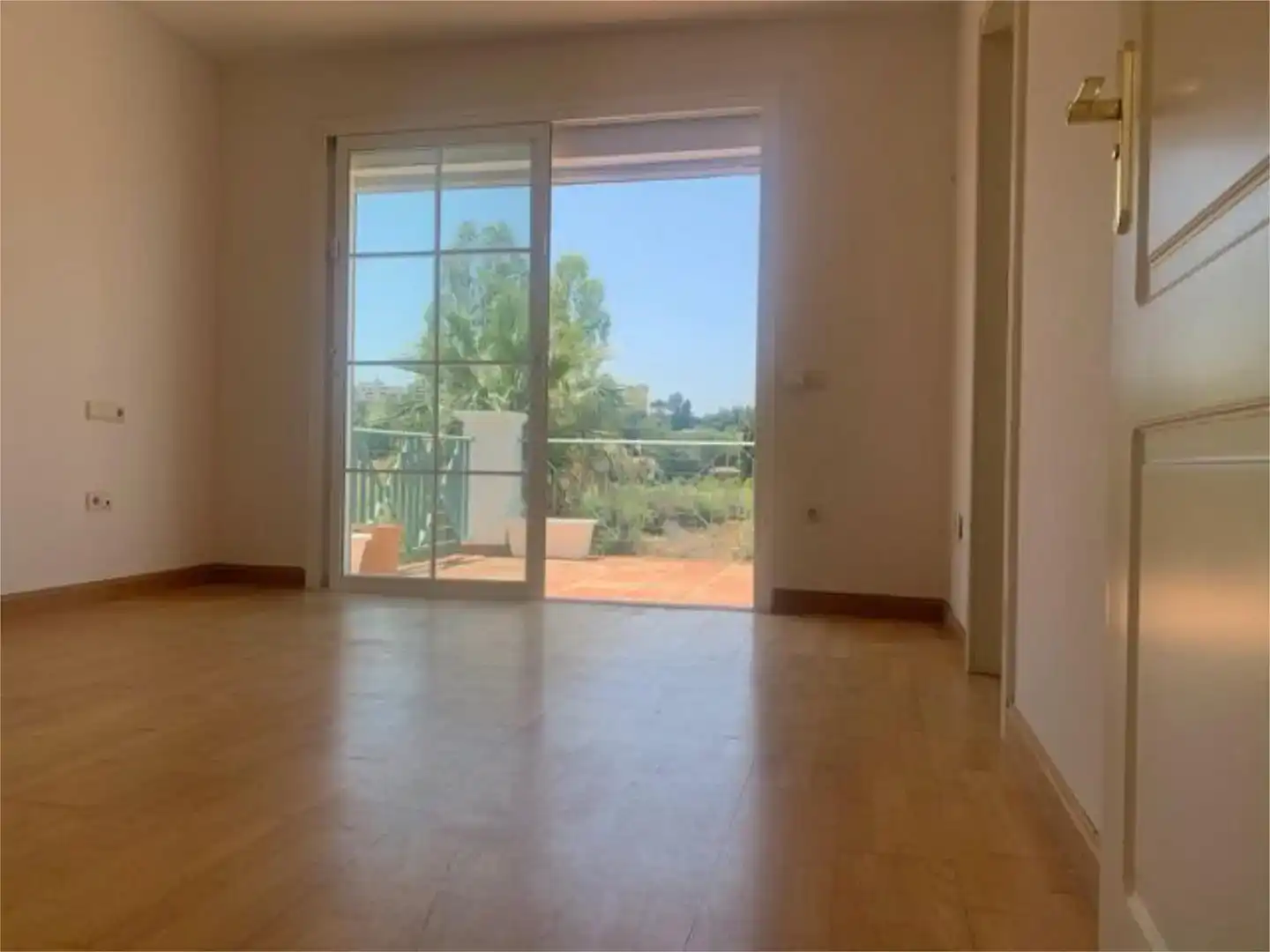 Sala d'estar de Pis en venda en San Pedro de Alcántara