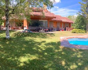 Jardí de Casa o xalet en venda en Mendigorría amb Terrassa i Piscina