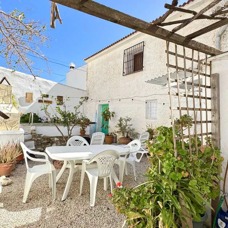 House with pool for sale in La Muela, imagen 3