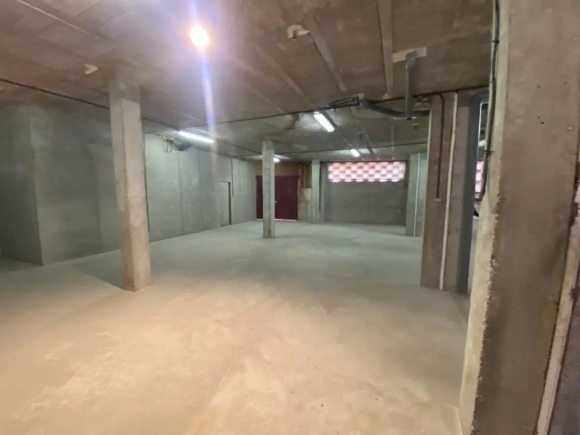 Local comercial en venda a Calle Príncipe de España, imagen 2