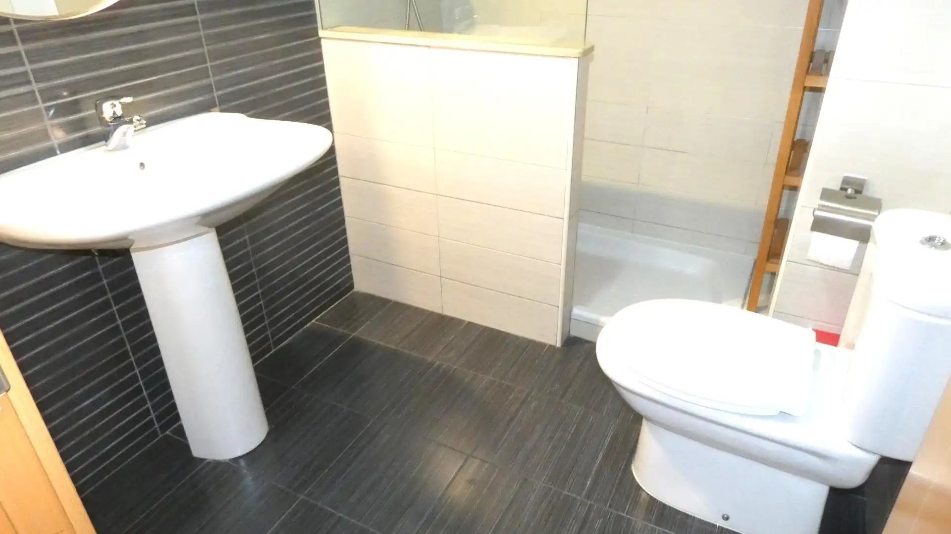 Baño de Apartamento en venta en Alagón con Calefacción, Jardín privado y Parquet