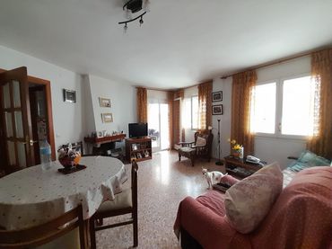 Piso con balcón en venta en Centre