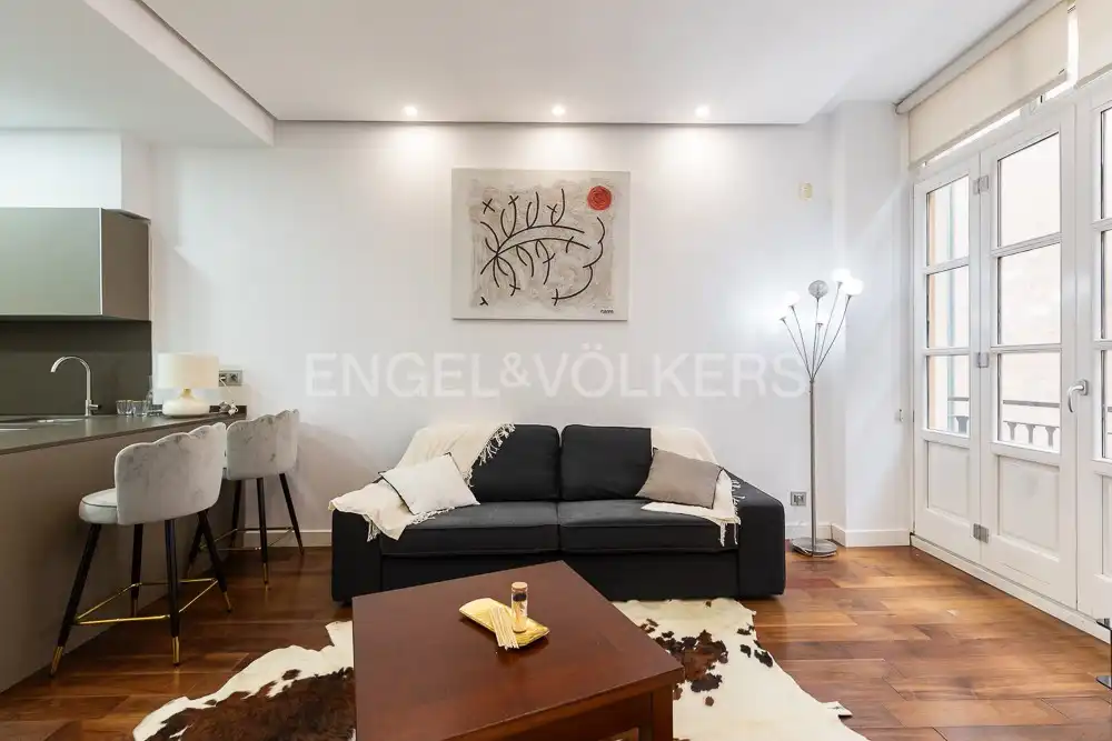 Sala d'estar de Pis de lloguer en Valencia amb Aire condicionat, Calefacció i Parquet