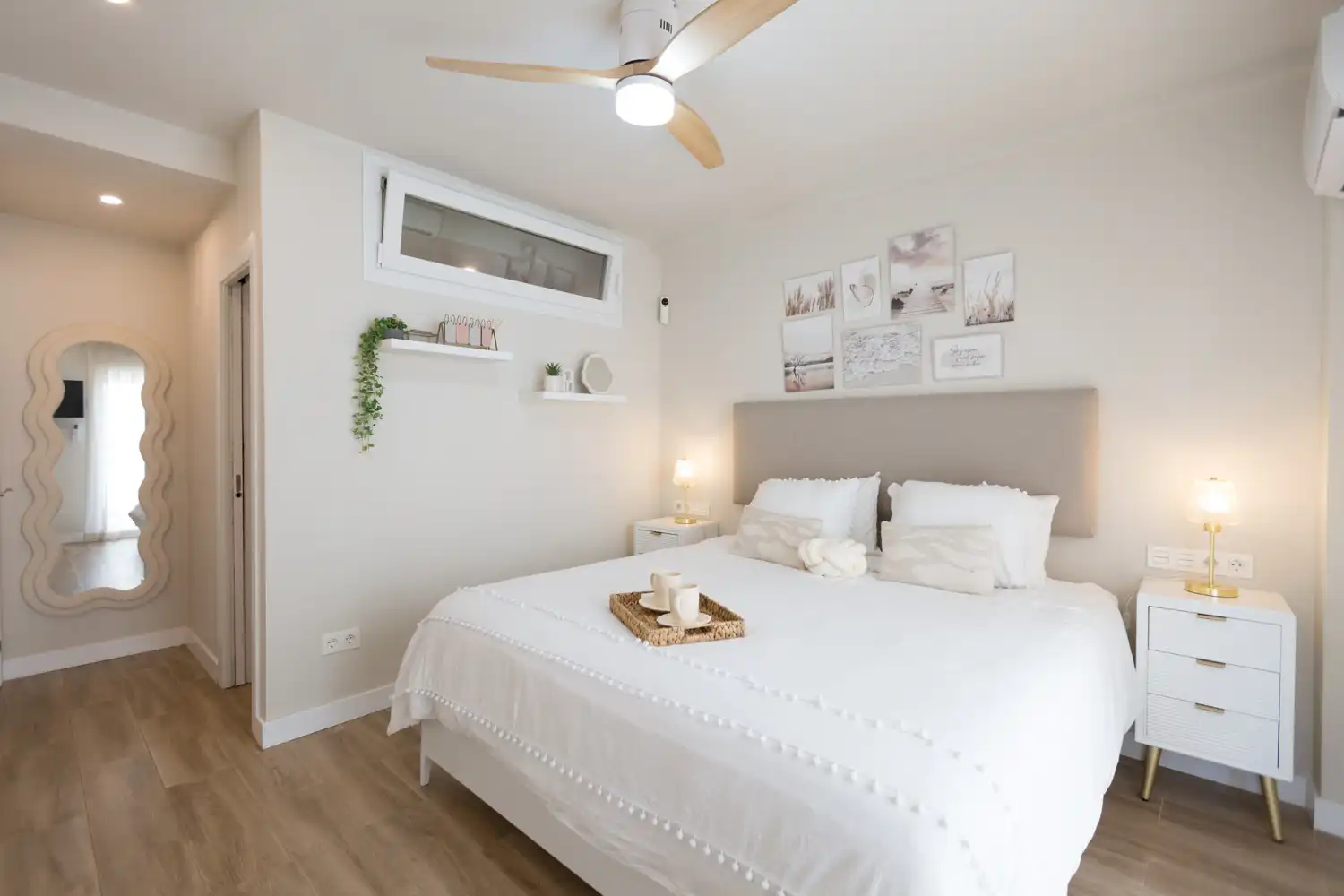 Bedroom of Apartments for sale in Marbella  with Air Conditioner, Terrace and Furnished