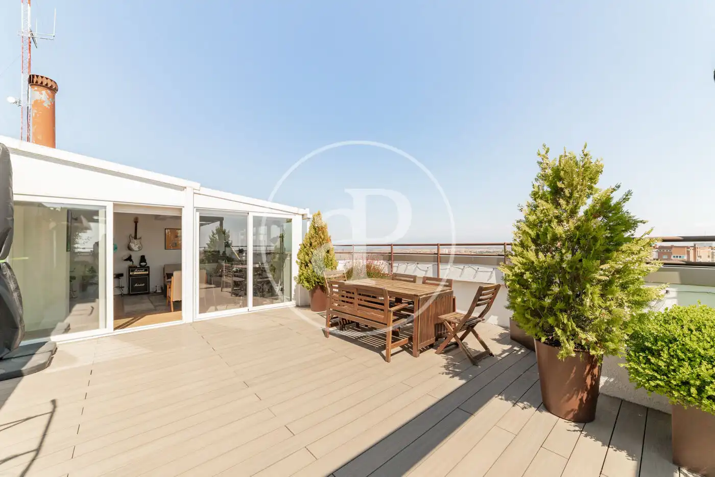 Terraza de Ático en venta en Madrid con Aire acondicionado, Calefacción y Jardín privado