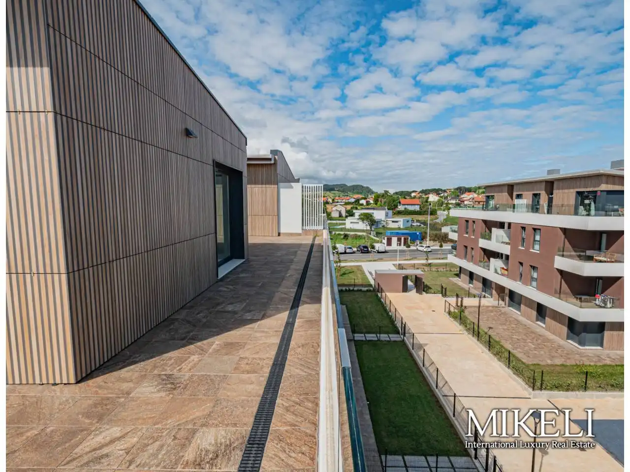 Terraza de Piso de alquiler en Santa Cruz de Bezana con Calefacción, Terraza y Trastero