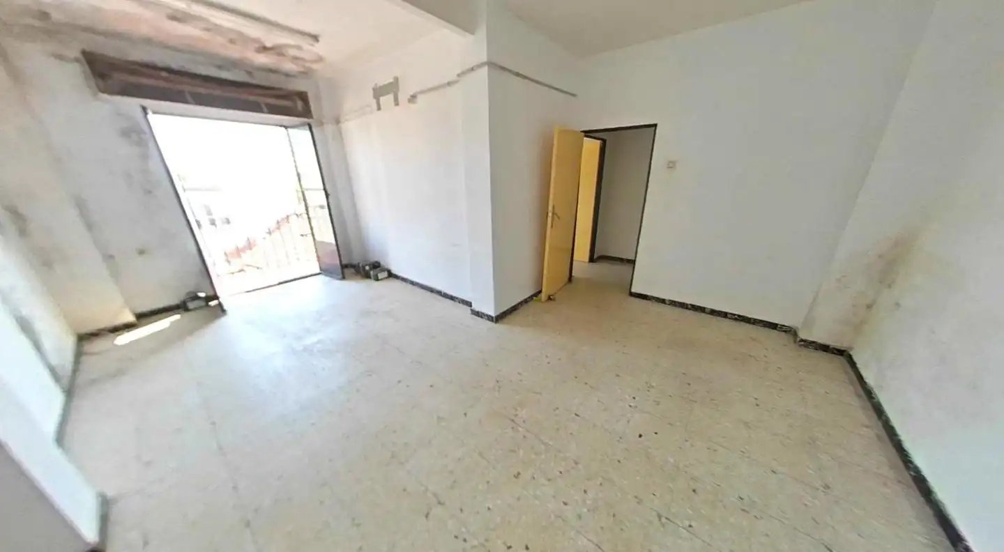 Flat for sale in Linares