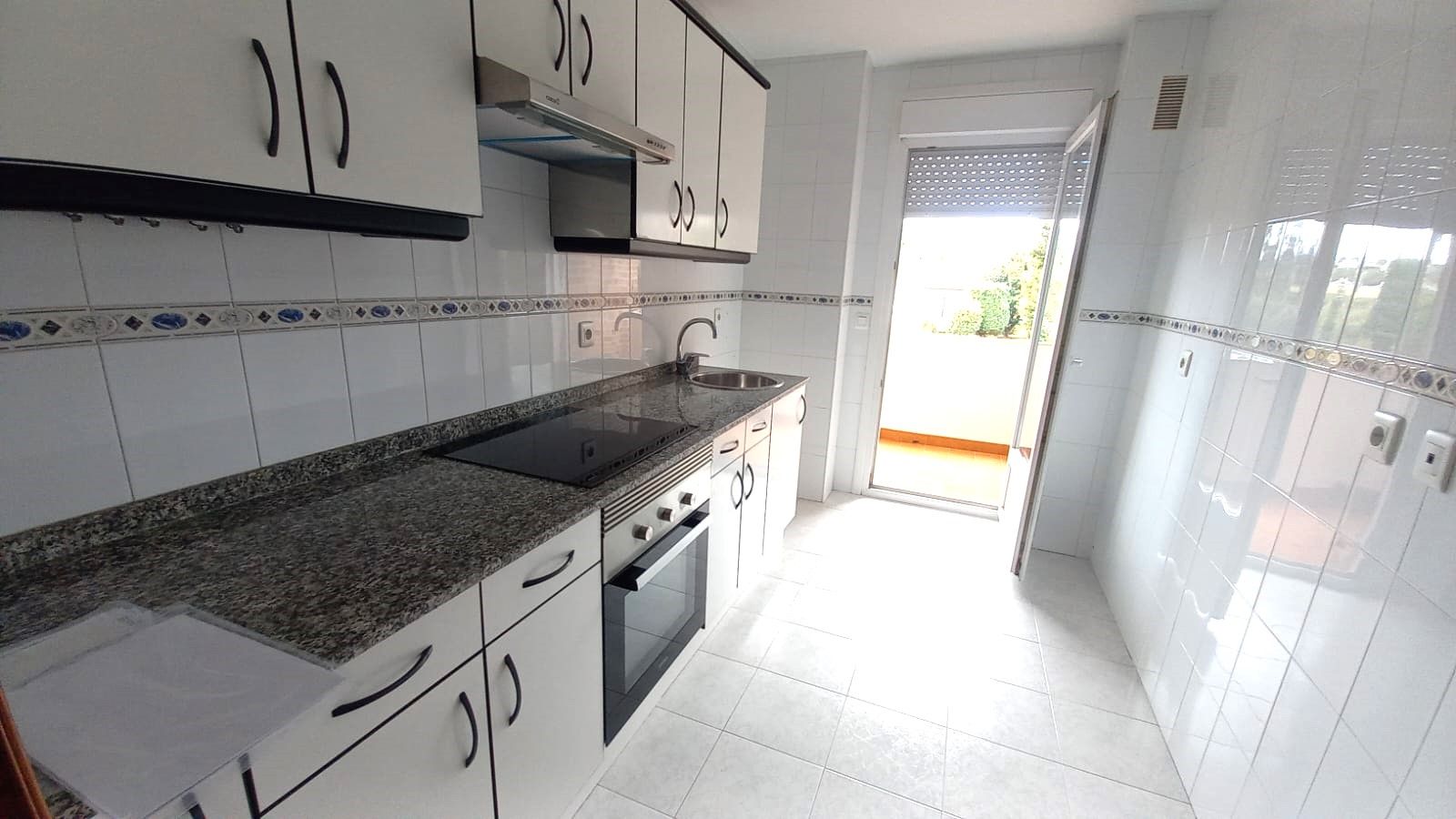 Kitchen of Flat to rent in Siero  with Heating, Parquet flooring and Oven