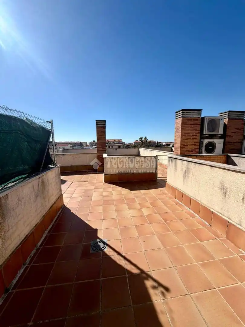 Terraza de Piso en venta en Cedillo del Condado con Aire acondicionado, Terraza y Piscina