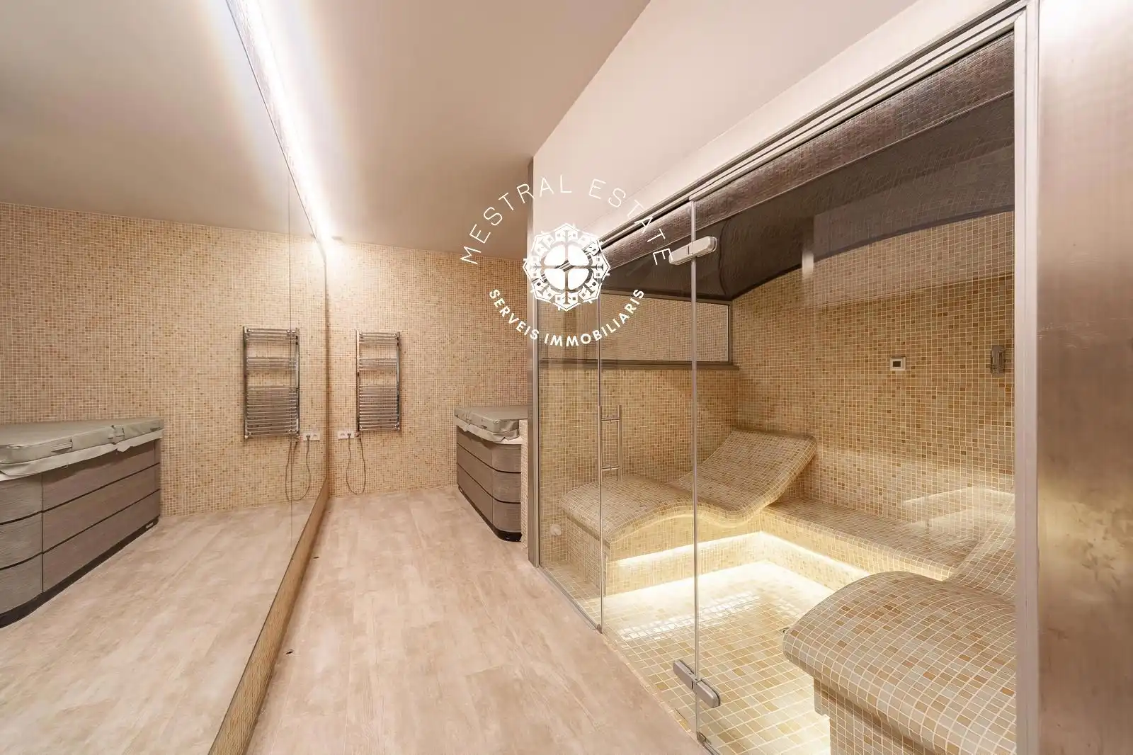 Bathroom of Houses for sale in Castelldefels  with Air Conditioner, Heating and Swimming Pool